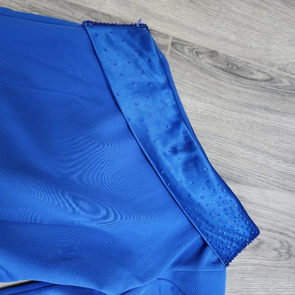 Blue One-Shoulder Belted Midi Dress - Picture 8 of 9